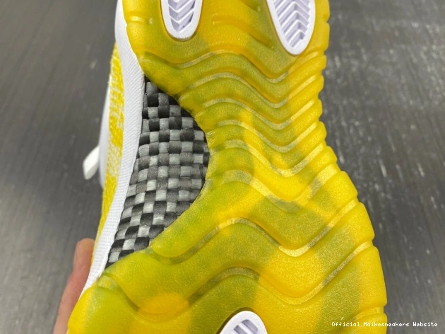 Official Maikesneakers AH7860-107 Snakeskin Low Air Jordan WMNS Yellow 11 0630